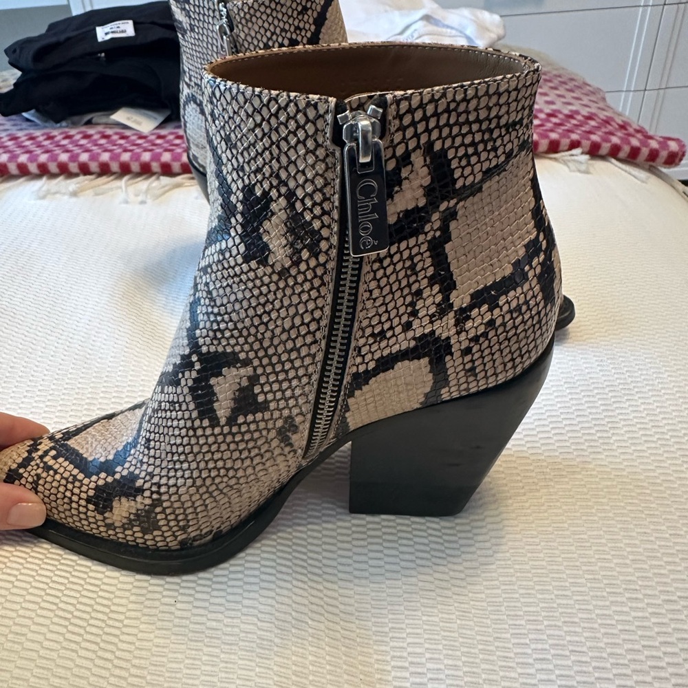 Chloe Rylee blockheel bootie - Picture 4 of 4